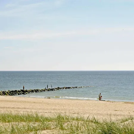 Nifty Holiday In Bl Vand With Swimming Pool Blåvand